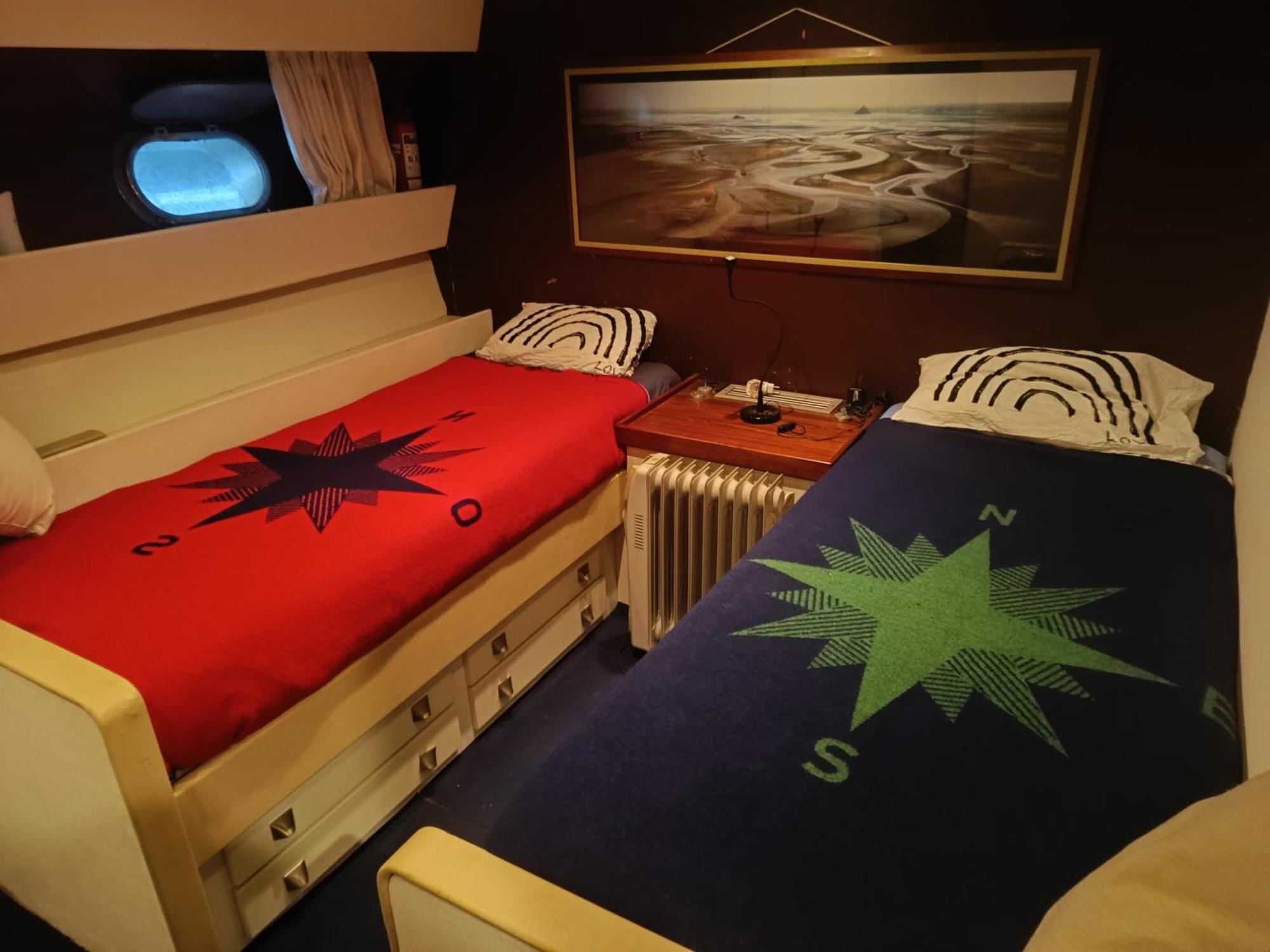 Hotel Amazing Boat To Sleep In Barcelona Sant Adria de Besos Exterior foto